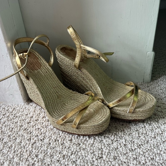 Gold Gucci Wedges - Picture 3 of 5